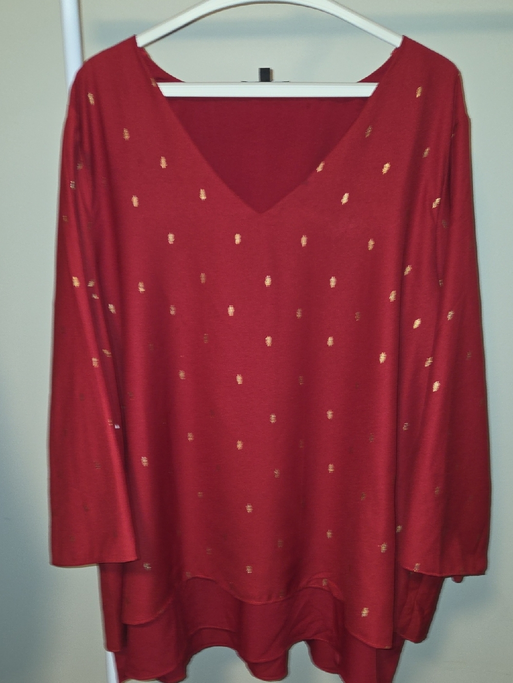 Lily Morgan V‑Neck Blouse Gold Leaf Detail Plus Size 3X